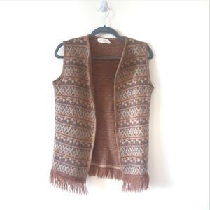 Vintage Knit Patterned Fringe Vest